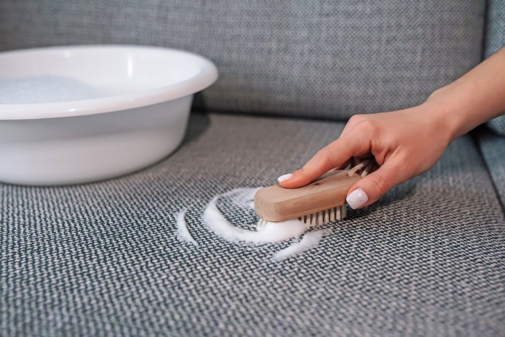 نکات اساسی تمیز کردن مبل