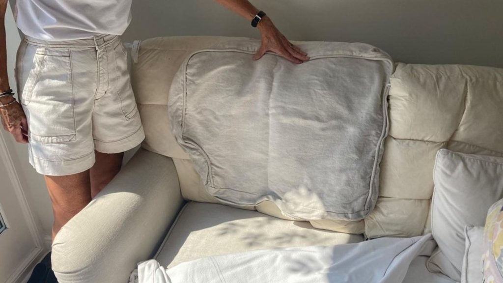 علت کدر شدن مبل چیست؟